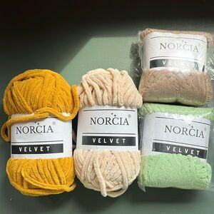 4 Skeins Norcia  Velvet Yarn